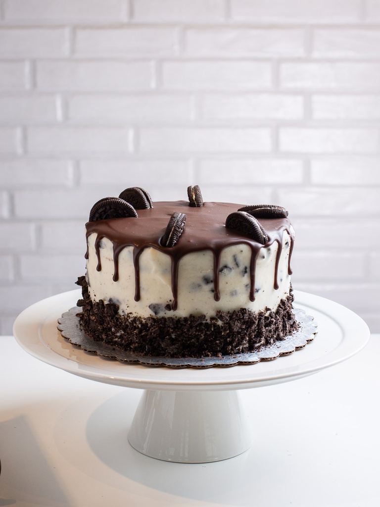Cake de chocolate con oreo 7" / 1.9 kg.