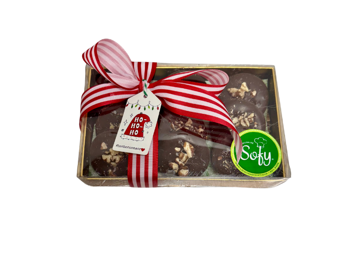 Caja de galletas crisp con caramelo, chocolate oscuro, sal y pecans 9 uds.