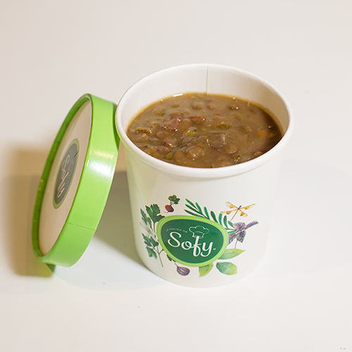 Sopa de lentejas con plátano pintón y tasajo