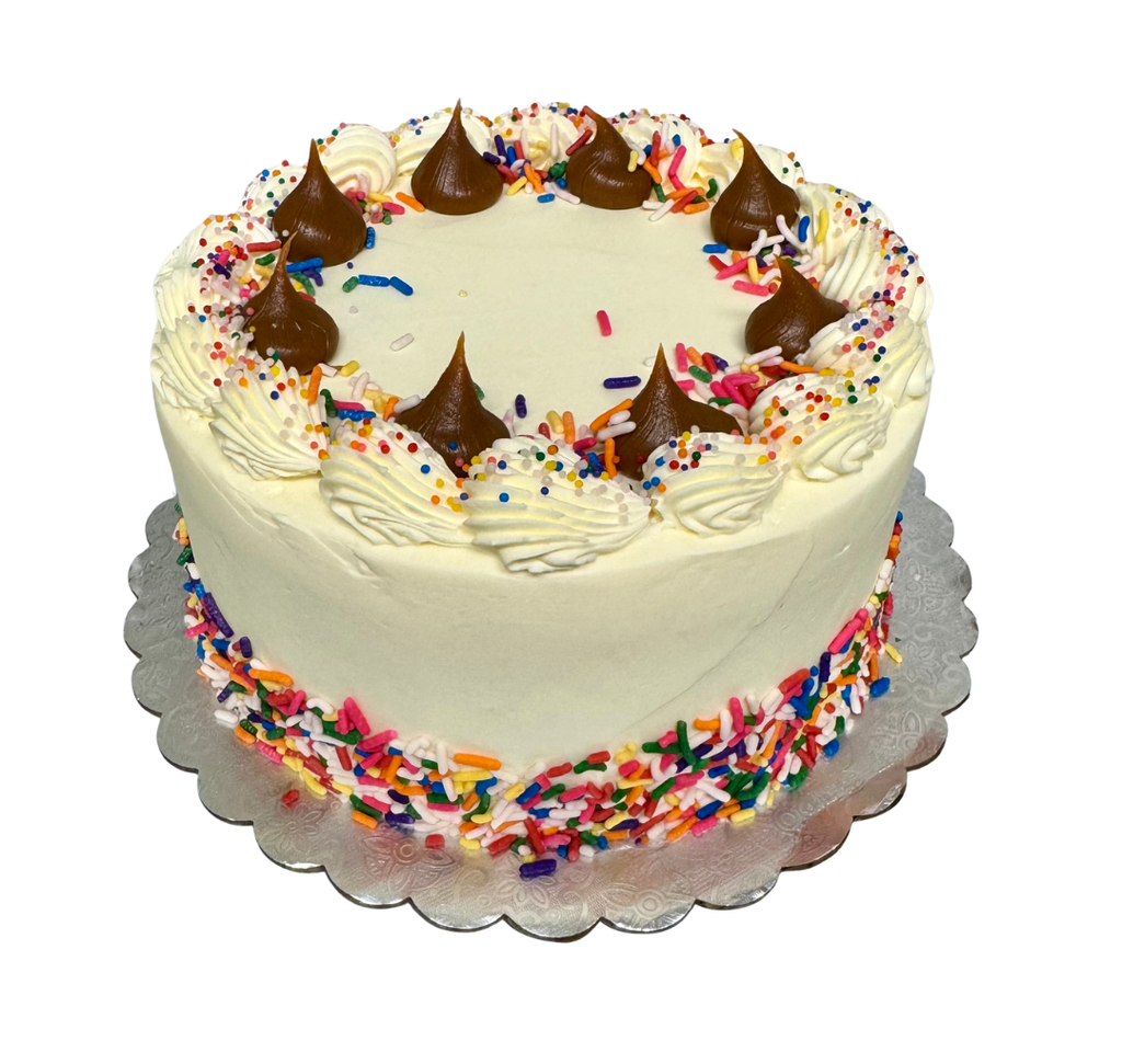 Yellow cake con manjar y buttercream de vainilla 7"