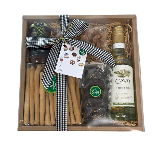 [025633] Caja con palitroques, jalea de pimentón con ají chombo, galleta 2 uds. , galletas crisp con caramelo, chocolate oscuro, sal y pecans, cavit pinot grigio chico.